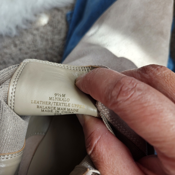 SZ 9.5 Marc Fisher Light Grey Ankle Booties - Picture 6 of 14